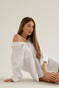 Эротический массаж от Адель Москва
